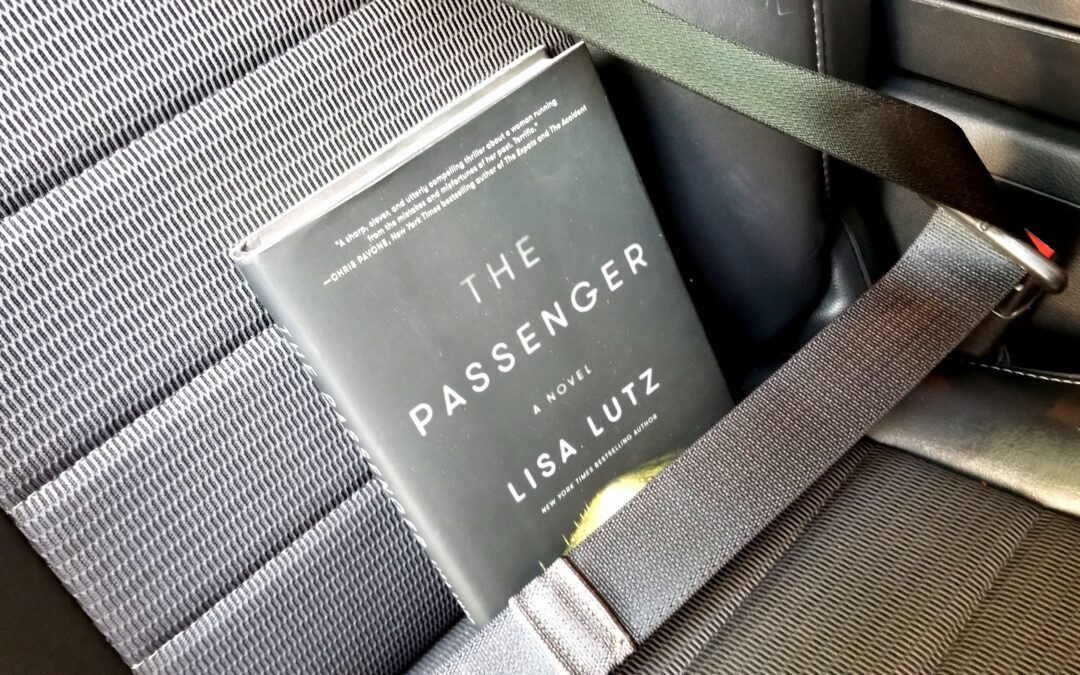 The Passenger by Lisa Lutz : Book Review by Scott